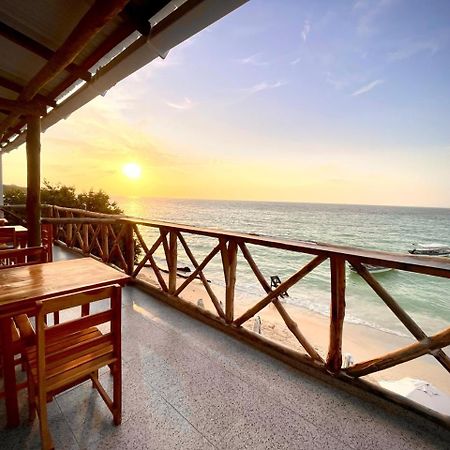 Hotel Mandala Beach Club Pendales Exterior foto
